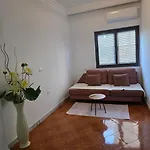 Royals, Mesi Bridge Apartman Shkodra