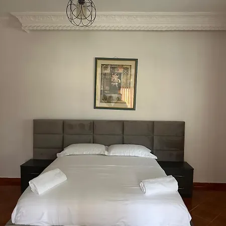Appartement Royals, Mesi Bridge *