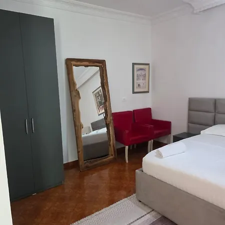 Royals, Mesi Bridge Apartment Shkodra