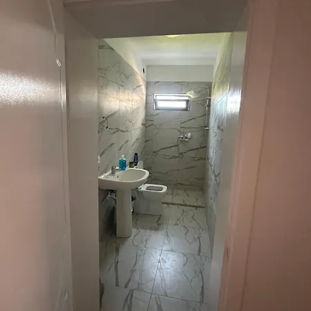 Royals, Mesi Bridge Apartment *