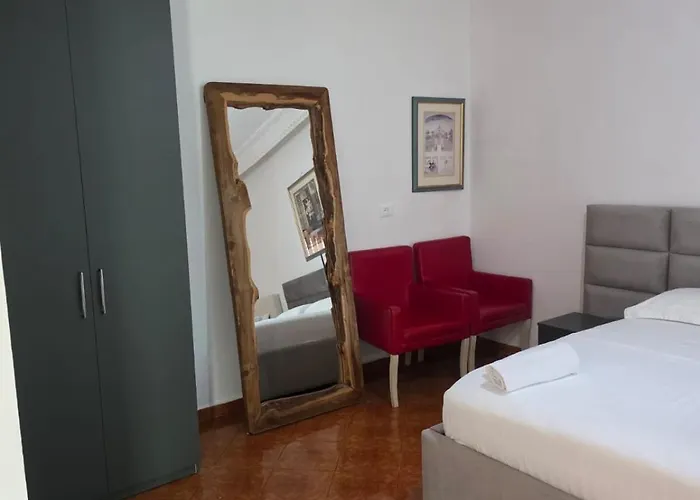 Royals, Mesi Bridge Appartement Shkodër